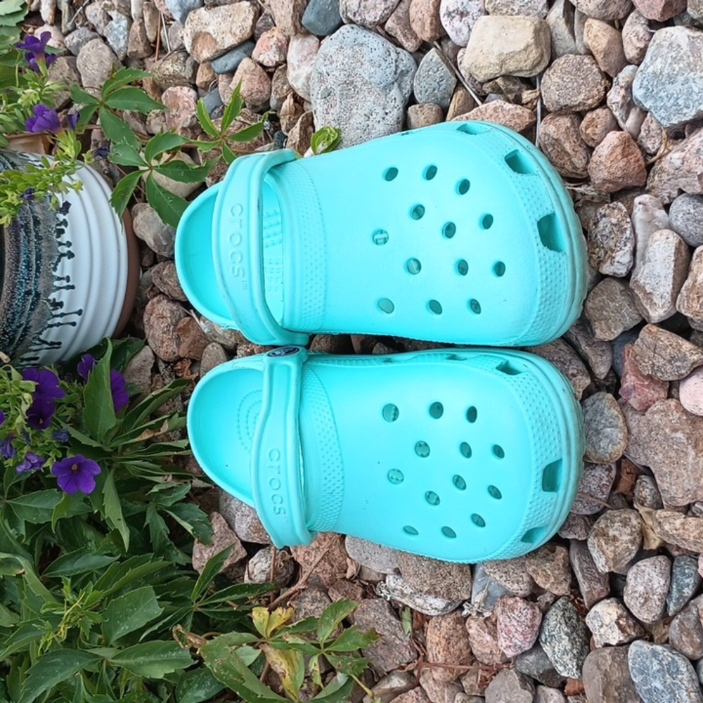 Crocs Unisex M6, J6, W8